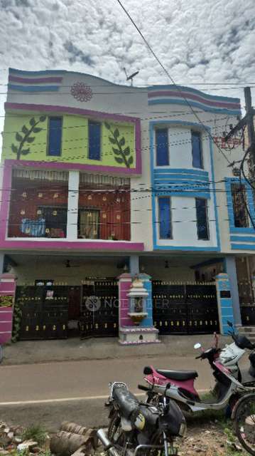 4+ BHK House For Sale  In Hindu College Train Station