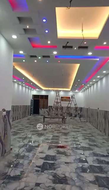 Commercial Property in Sector Mu 1, Greater Noida for Rent 