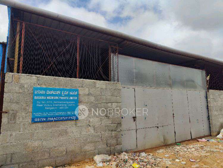 Godown/Warehouse in 2hwv+wmj, 1st Cross Rd, Chiranjeevi Layout, Hebbal Kempapura, Bengaluru, Karnataka 560024, India, Bangalore for Rent