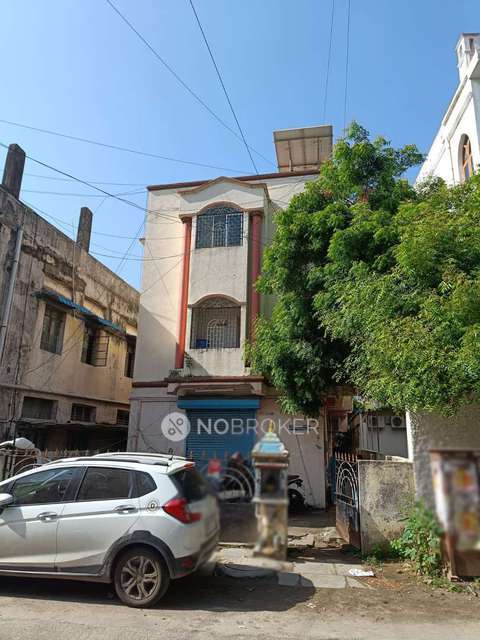 2 BHK Flat In Skyline Castle For Sale  In Saidapet
