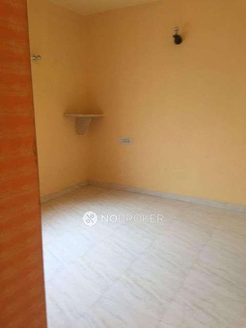 2 BHK Flat In Gayathri Enclave For Sale  In Banswadi