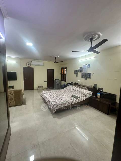 4+ BHK House For Sale In George Town
