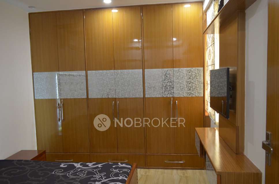 3 BHK Flat In Ashirwad Apartments, Sector 12 Dwarka For Sale  In Sector ** Dwarka