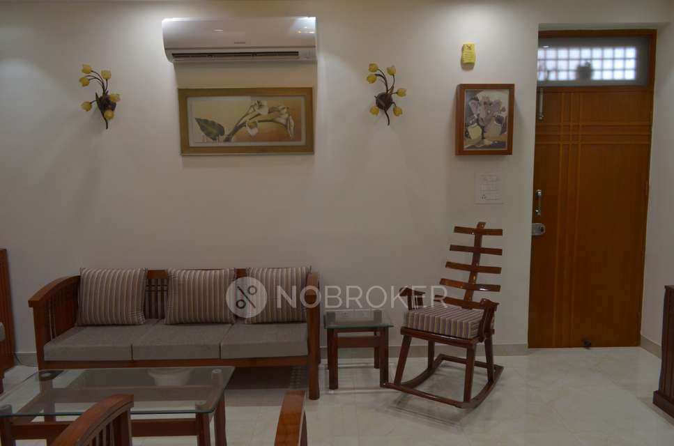 3 BHK Flat In Ashirwad Apartments, Sector 12 Dwarka For Sale  In Sector ** Dwarka