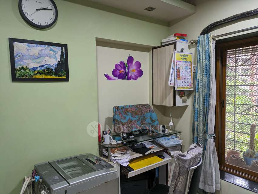 1 BHK Flat In Dhananjay Chs Tilak Nagar Chembur For Sale  In Tilak Nagar