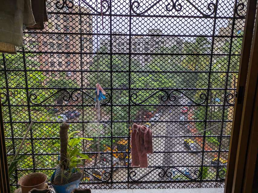 1 BHK Flat In Dhananjay Chs Tilak Nagar Chembur For Sale  In Tilak Nagar