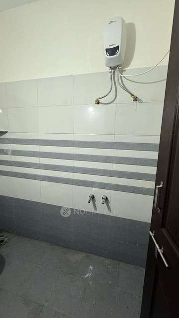 PG for Anyone in Phursungi, 