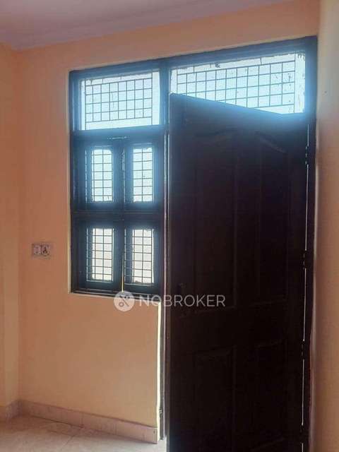 2 BHK Flat For Sale  In Mohan Garden