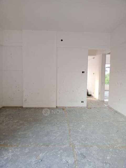 3 BHK Flat In Varsha Apartments Co-op Housing Society Ltd. For Sale  In Prabhat Road