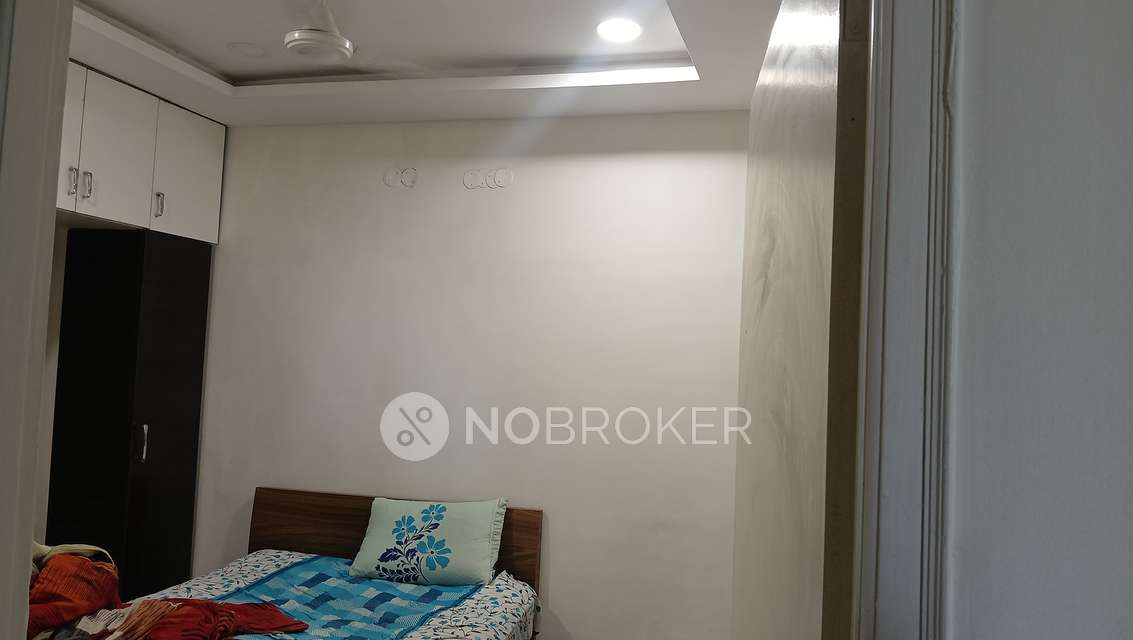 3 BHK Flat In Sri Sai Rajendra Prestige Apartments For Sale  In West Marredpally