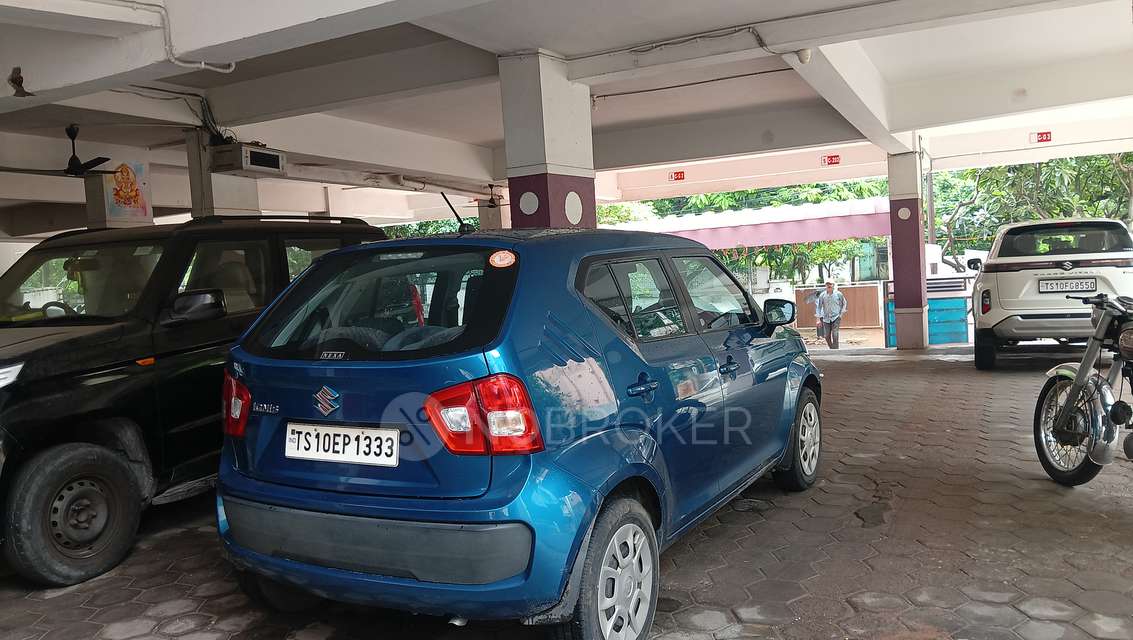 3 BHK Flat In Sri Sai Rajendra Prestige Apartments For Sale  In West Marredpally