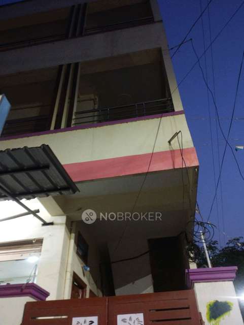2 BHK Flat In Standalone Building  for Rent  In Gachibowli