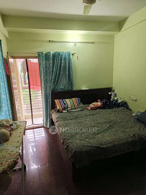 2 BHK Flat In Pragathi Residency, Amrutahalli For Sale  In Amrutahalli
