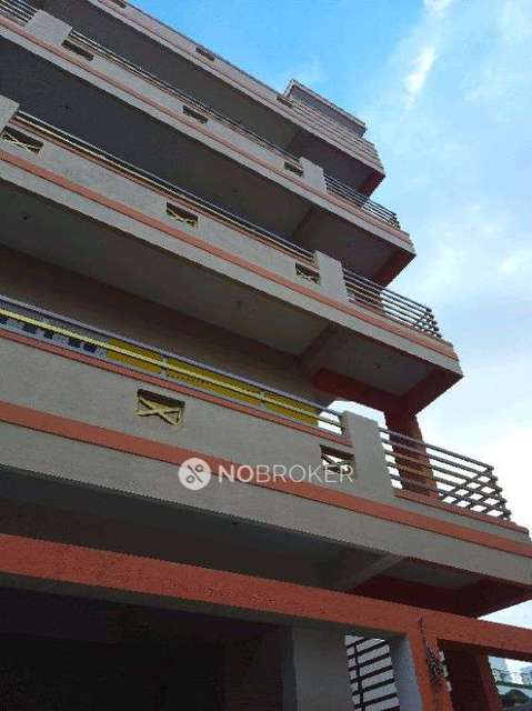 4+ BHK Flat In Standalone Building  For Sale  In Aswath Nagar