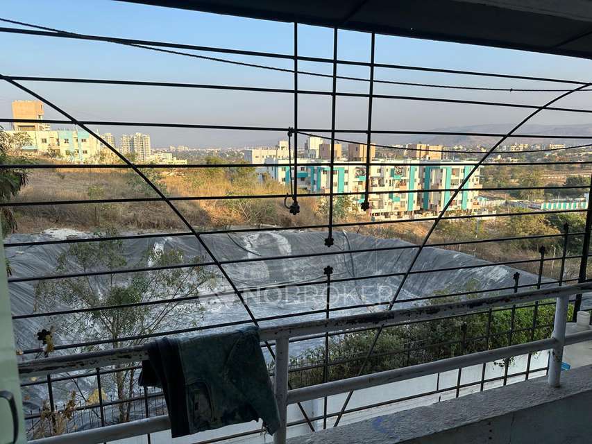 Shared Room for Male In 1 BHK  In Patil Hill View In Handewadi