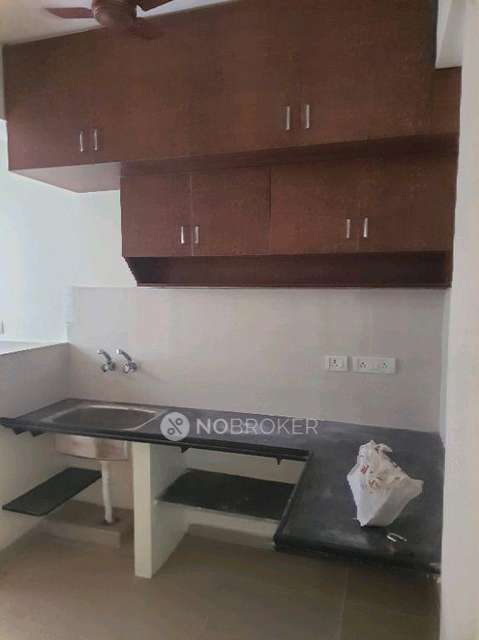 2 BHK Flat In Neelkamal Flat, Kazhipathur For Sale  In Kazhipattur