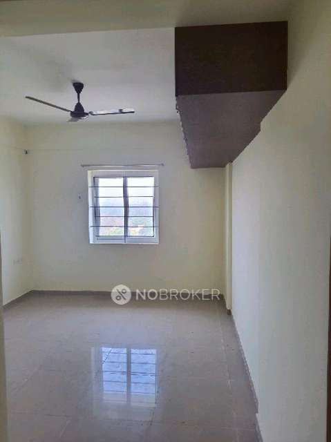 2 BHK Flat In Neelkamal Flat, Kazhipathur For Sale  In Kazhipattur