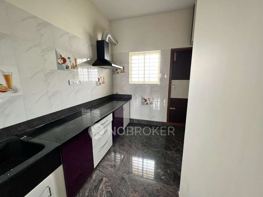 4+ BHK Flat In Stand Alone Building For Sale  In Uttarahalli Road