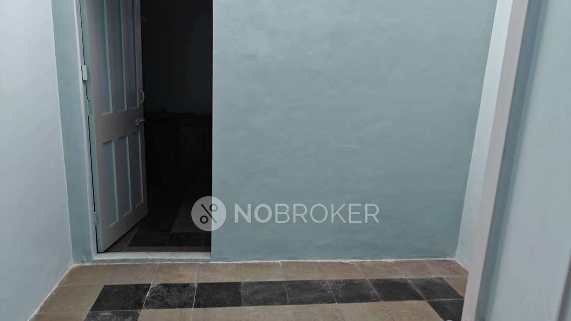 1 RK Flat In Girgaon Chs for Rent  In Sikka Nagar  Ganpati Mandir
