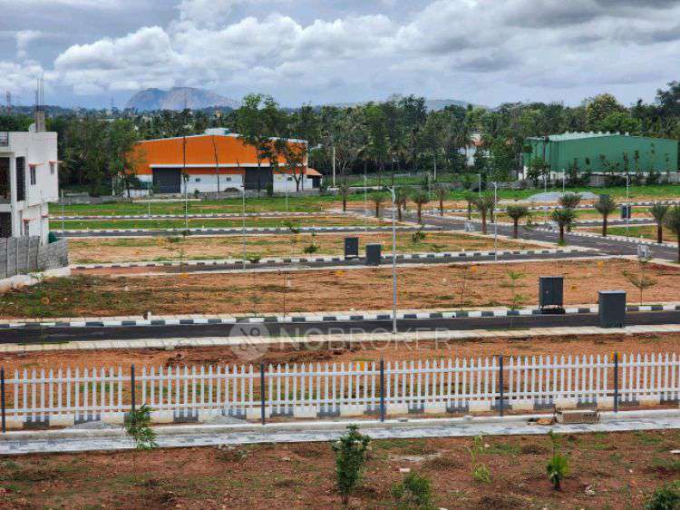 Plot For Sale  In Spoorthy Divine In Kengeri