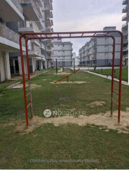 1 BHK Flat In Zara Aavaas For Sale  In Sector-104