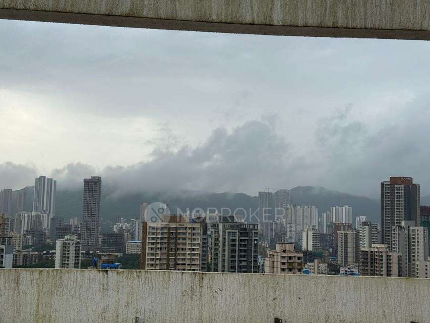 1 BHK Flat In Swastik Divine For Sale  In Mulund East