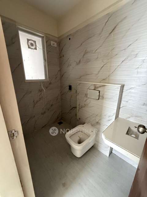 1 BHK Flat In Swastik Divine For Sale  In Mulund East