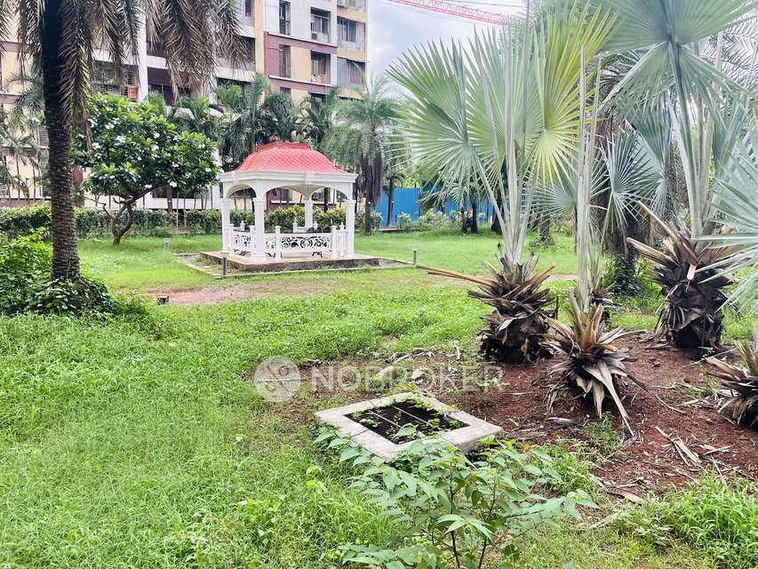 2 BHK Flat In Shiv Sai Paradise For Sale  In Majiwada