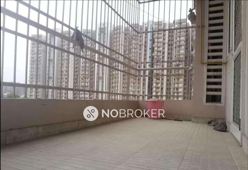 3 BHK Flat In Supertech Capetown For Sale  In Sector 74