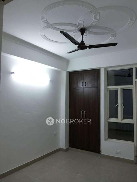 3 BHK Flat In Supertech Capetown For Sale  In Sector 74