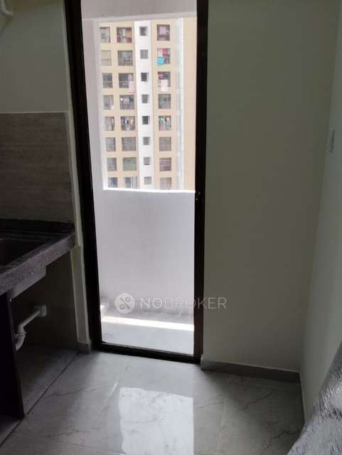 3 BHK Flat In Sunteck West World For Sale  In Naigaon East