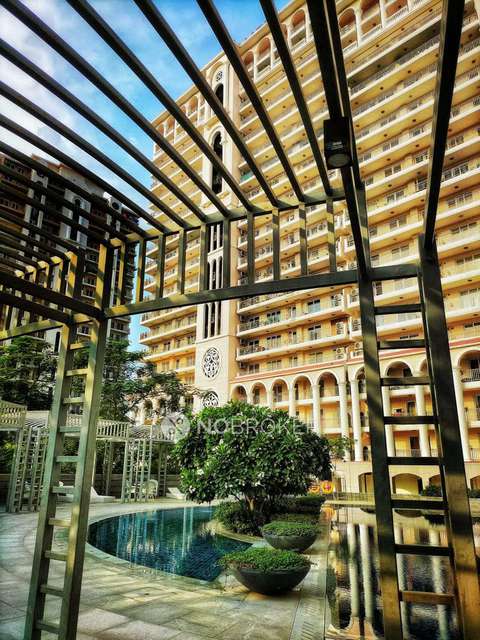 3 BHK Flat In Dlf Skycourt , Sector 86 for Rent  In Sector 86