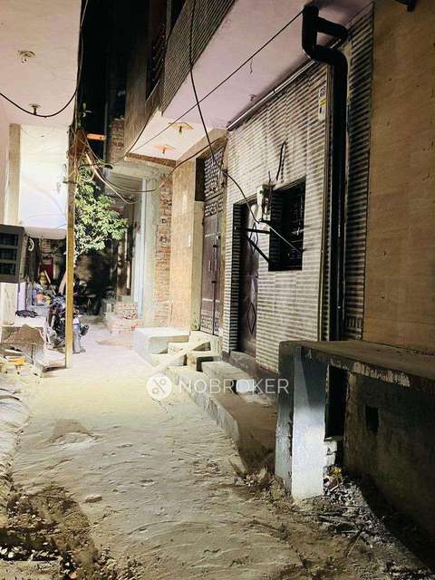 1 RK House For Sale  In Mohan Garden