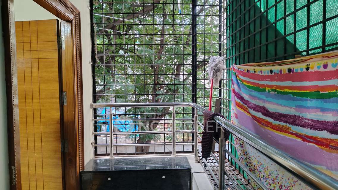 2 BHK Flat In Bandapally Nilayam For Sale  In Madhapur