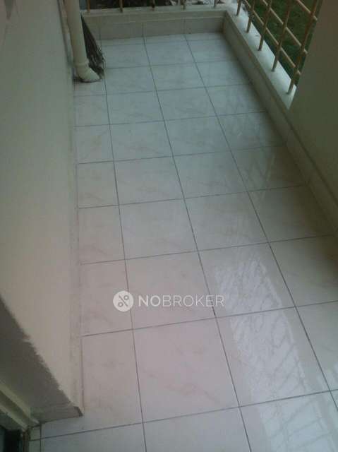 2 BHK Flat In Pariwar Palace,  For Sale  In Bommanahalli