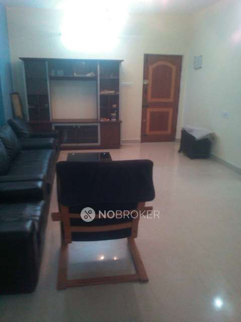 2 BHK Flat In Pariwar Palace,  For Sale  In Bommanahalli