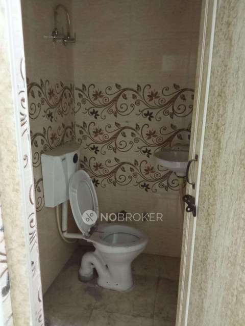 2 BHK Flat For Sale  In Shahdara