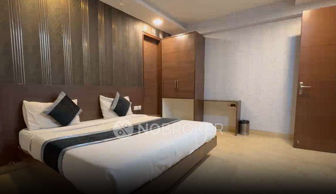 Commercial Property in Sector 31, Gurgaon for sale 