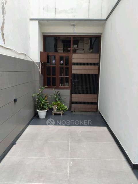 Office Space in Fng Road, Greater_noida for sale 