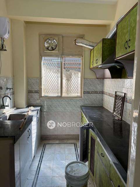 2 BHK Flat In Apna Enclave For Sale  In Sector 3