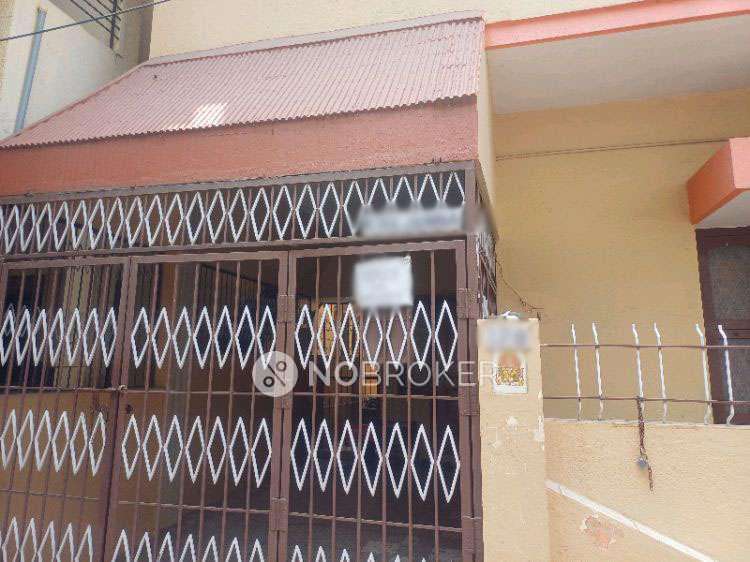 4+ BHK House For Sale  In Goraguntepalya