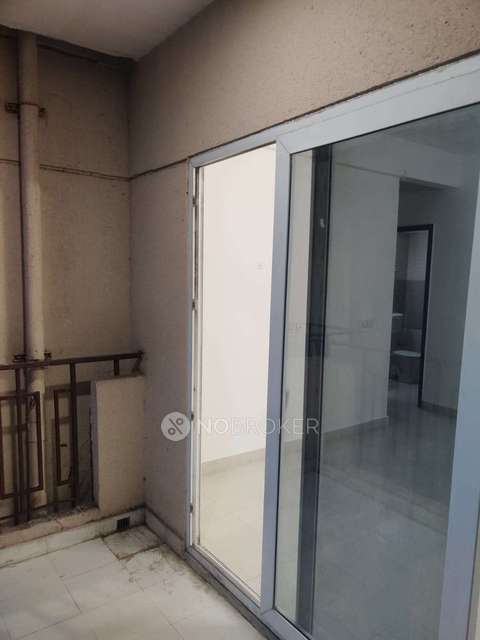 2 BHK Flat In Signature Global Sector 92 For Sale  In Sector 93