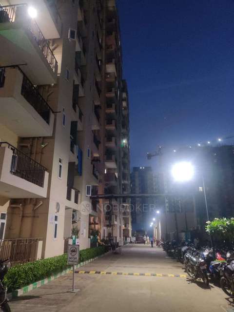 2 BHK Flat In Signature Global Sector 92 For Sale  In Sector 93