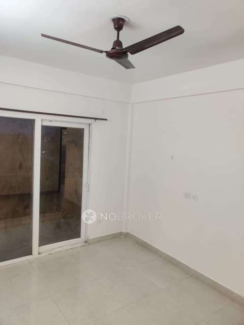 2 BHK Flat In Signature Global Sector 92 For Sale  In Sector 93