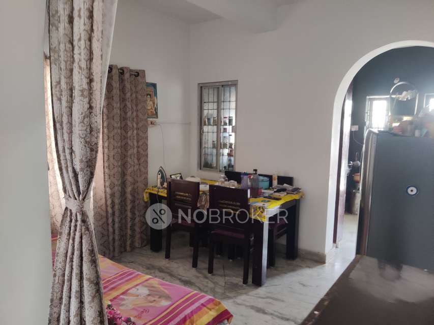 2 BHK Flat In Sumithra Brindavan Apartments For Sale  In 48, Dewan Sahib Garden St, Pudupet, Royapettah, Chennai, Tamil Nadu 600014, India