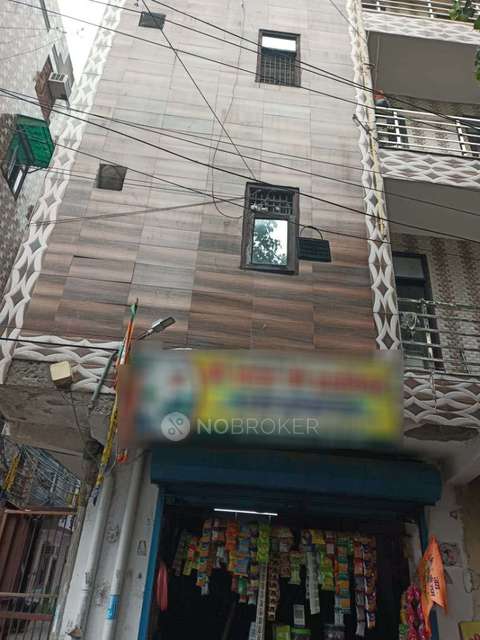 Shop in Budh Vihar Phase I, Budh Vihar, Delhi for sale 