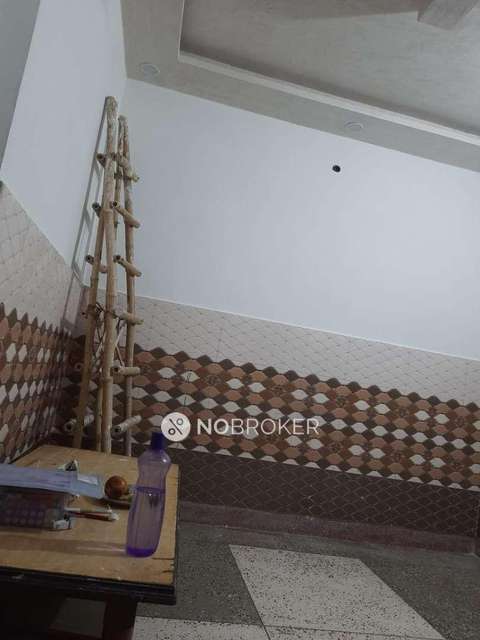 3 BHK Flat In Standalone Building  For Sale  In  Razapur Khurd,