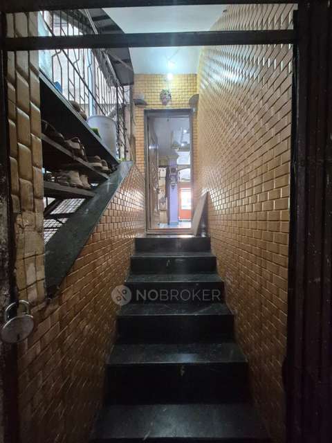 2 BHK Flat In Anupama Heights  For Sale  In Somwar Peth