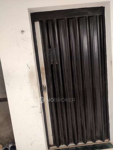 2 BHK Flat In Mahalaxmi Nagar Chs For Sale  In Bibvewadi