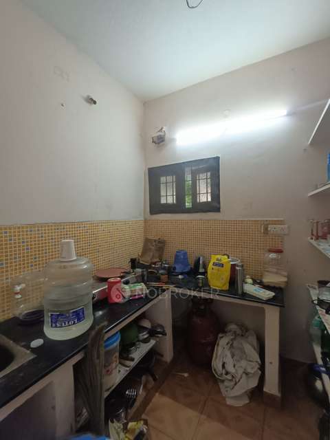 2 BHK Flat In Apartment For Sale  In Thoraipakkam